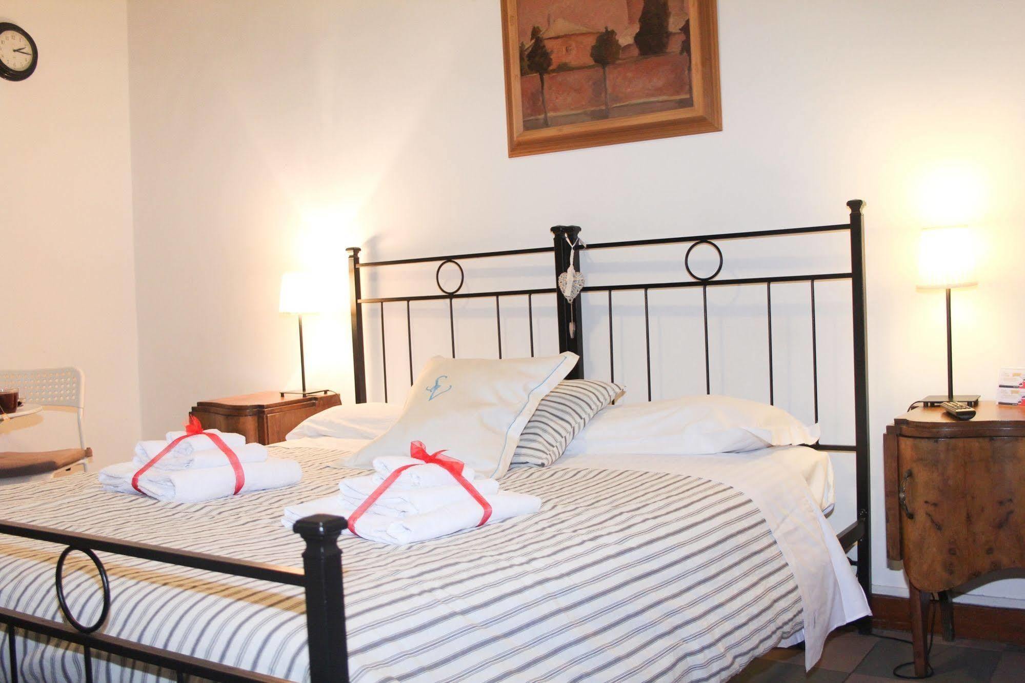 Salotto Vaticano B&B Roma Exterior foto